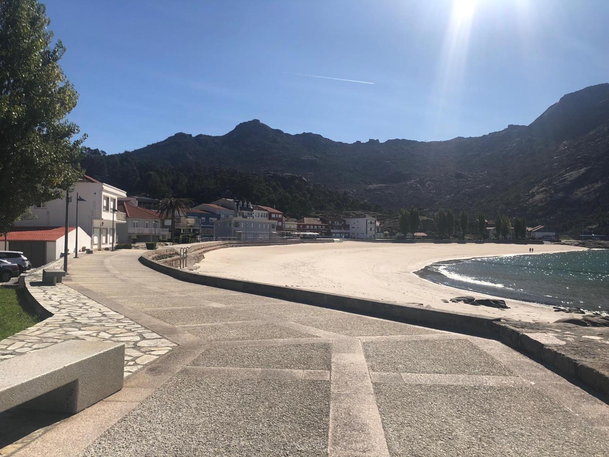 Refugio Climatico En Finisterre Frente A La Playaアパートメント エクステリア 写真